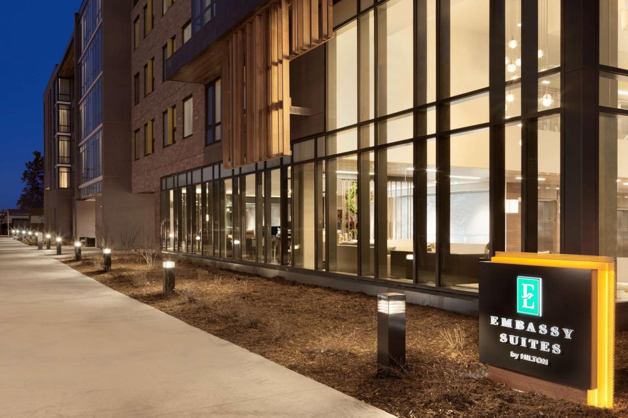 Embassy Suites By Hilton Boulder Exteriör bild